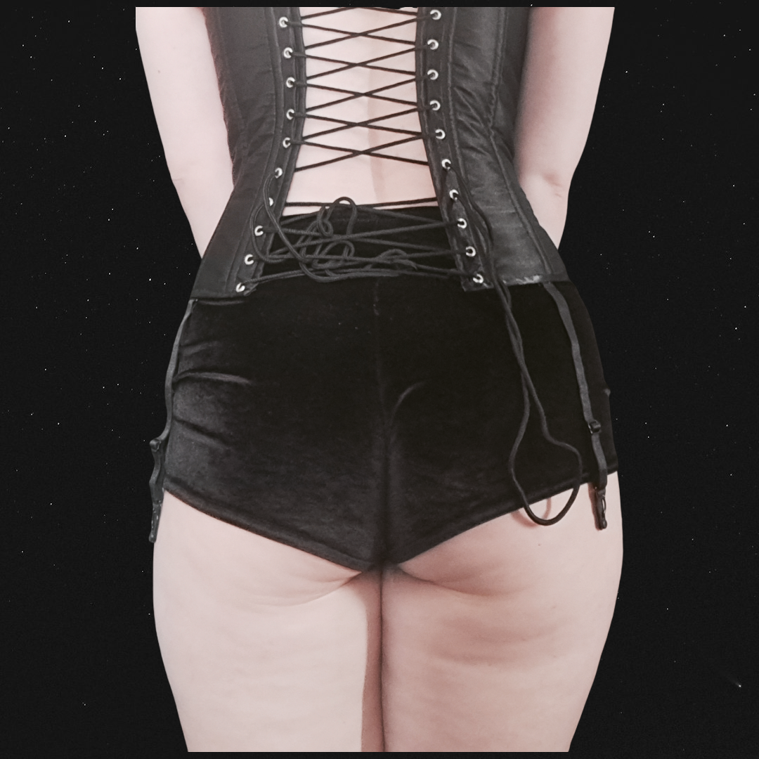 Navigating Monogamish Relationships: Finding Flexibility in Fidelity